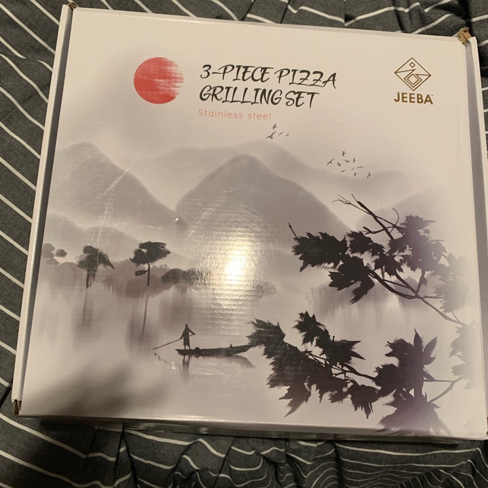 COPY - Jeeba 3 piece pizza grilling set! Coming in hot